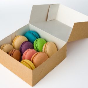 Boîte Personnalisée de Macarons – À partir de 25 pièces